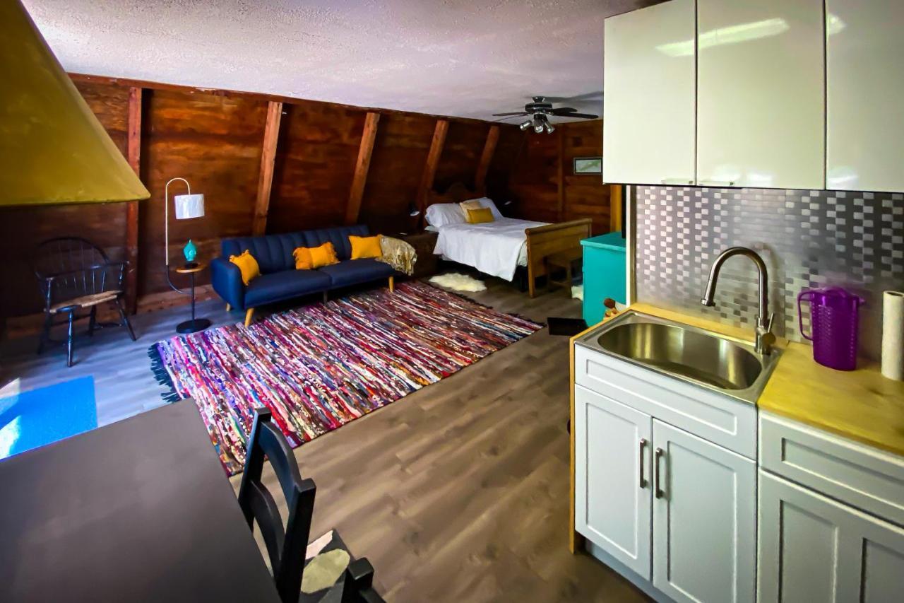 Hikers Haven, A Cozy Cabin Loft Above Bashakill Wildlife Refuge Villa Wurtsboro Bagian luar foto