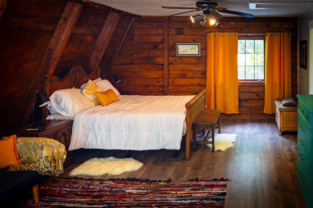 Hikers Haven, A Cozy Cabin Loft Above Bashakill Wildlife Refuge Villa Wurtsboro Bagian luar foto
